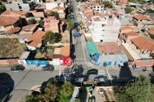 ALCALDE PEDRO GUTI&Eacute;RREZ VIDAURRE ENTREG&Oacute; EL ASFALTADO DE V&Iacute;AS PRINCIPALES EN LA OTB OLIVOS NORTE DEL DISTRITO 2