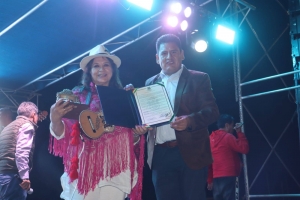 II FESTIVAL DEL CHARANGO DE SACABA CONT&Oacute; CON LA PARTICIPACI&Oacute;N DE ARTISTAS RECONOCIDOS Y EMERGENTES