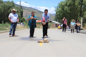 ALCALDE PEDRO GUTI&Eacute;RREZ VIDAURRE ENTREG&Oacute; OBRAS EN LA OTB MAICA DEL DISTRITO 1