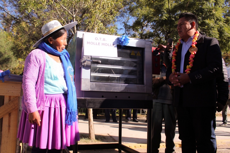 ALCALDE PEDRO GUTI&Eacute;RREZ FORTALECE LOS CENTROS DE CAPACITACI&Oacute;N MUNICIPALES DEL DISTRITO 7 CON EQUIPAMIENTO INDUSTRIAL PARA REPOSTER&Iacute;A