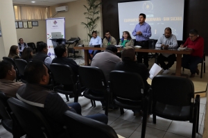 EL GAMS Y EL FNDR SOSTUVIERON UNA IMPORTANTE REUNI&Oacute;N PARA FINANCIAR LA ADQUISICI&Oacute;N DE MAQUINARIA PESADA PARA EL MANTENIMIENTO DE CALLES Y AVENIDAS DE SACABA