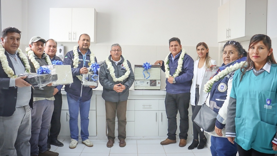 ALCALDE PEDRO GUTI&Eacute;RREZ INAUGUR&Oacute; EL SERVICIO DE LABORATORIO EN EL CENTRO DE SALUD PALCA