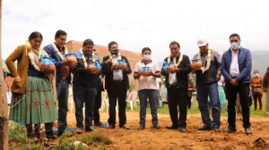 ENTREGAN SISTEMA DE ALCANTARILLADO SANITARIO EN EL DISTRITO 7