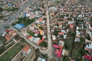 ALCALDE PEDRO GUTI&Eacute;RREZ ENTREG&Oacute; UN TRAMO DEL PAVIMENTO R&Iacute;GIDO DE LA CALLE COLOMBIA EN EL DISTRITO 7 DE SACABA