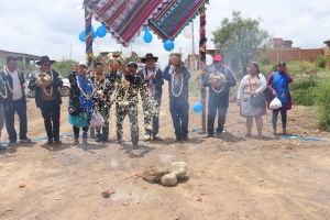 VECINOS DE LA JUNTA VECINAL FLORIDA TUSCAPUJIO SE BENEFICIARON CON LA ENTREGA DE UN PUENTE CAJ&Oacute;N