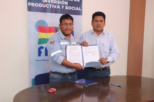 ALCALDE PEDRO GUTI&Eacute;RREZ FIRM&Oacute; UN CONVENIO CON EL FPS PARA LA CONSTRUCCI&Oacute;N DE UN SISTEMA DE MICRORIEGO EN QUINSA MAYU