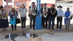 ALCALDE PEDRO GUTI&Eacute;RREZ ENTREGA EL MEJORAMIENTO DE UN CAMPO DEPORTIVO EN LA OTB 10 DE FEBRERO DEL DISTRITO DE EL ABRA