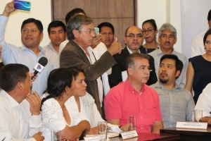 SACABE&Ntilde;OS REITERAN EMERGENCIA POR LA L&Iacute;NEA AMARILLA DEL TREN METROPOLITANO