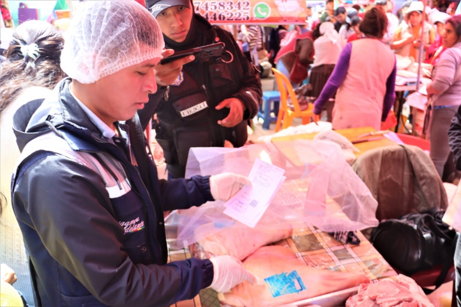 INTENDENCIA DE SACABA REFUERZA CONTROL A LA VENTA DE CARNE DE CERDO EN OPERATIVOS DE FIN DE A&Ntilde;O