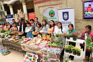 LANZAN LA FERIA PRODUCTIVA MUNICIPAL PARA PROMOVER LA PRODUCCI&Oacute;N Y CULTURA EN SACABA
