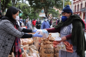 DISTRIBUYEN MAS DE 17 MIL UNIDADES DE PAN A FAMILIAS M&Aacute;S NECESITADAS