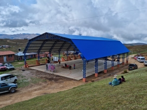 COMUNIDAD DE KEWI&Ntilde;AL EN EL DISTRITO RURAL DE PALCA ESTRENA UNA CANCHA MULTIPLE