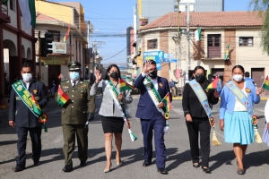 SACABA CONMEMORA EL 197 ANIVERSARIO DE BOLIVIA CON OFRENDAS FLORALES Y UN DESFILE C&Iacute;VICO