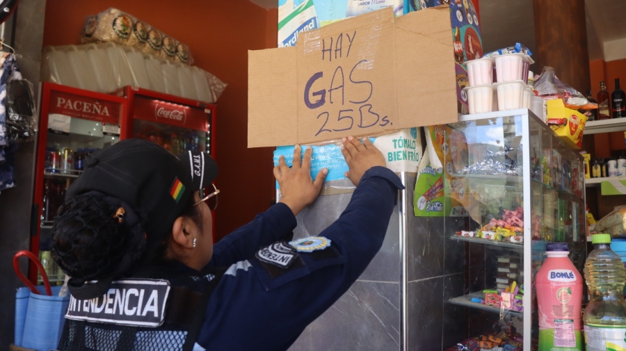 CONTRA EL AGIO Y ESPECULACI&Oacute;N: INTENDENCIA DE SACABA REALIZ&Oacute; CONTROLES A LA VENTA DE GLP EN EL DISTRITO 4 TRAS DENUNCIAS DE SOBREPRECIOS
