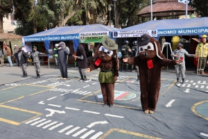 ESTUDIANTES SACABE&Ntilde;OS SE CAPACITAN CONTRA LA VIOLENCIA, PREVENCI&Oacute;N DE DELITOS E INCENDIOS EN UNA FERIA INFORMATIVA DE SEGURIDAD CIUDADANA