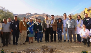 ALCALDE PEDRO GUTI&Eacute;RREZ VIDAURRE COLOC&Oacute; LA PIEDRA FUNDAMENTAL PARA LA CONSTRUCCI&Oacute;N DEL CENTRO DE SALUD GUADALUPE EN EL DISTRITO 4 DE SACABA
